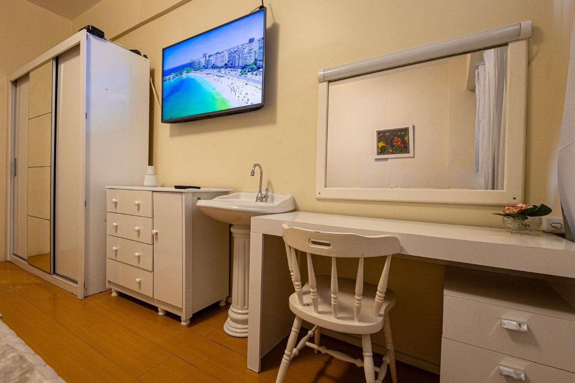 Apartamento Copacabana 200M Da Praia - Wifi Gratis - Cp5 Rio de Janeiro Exterior photo